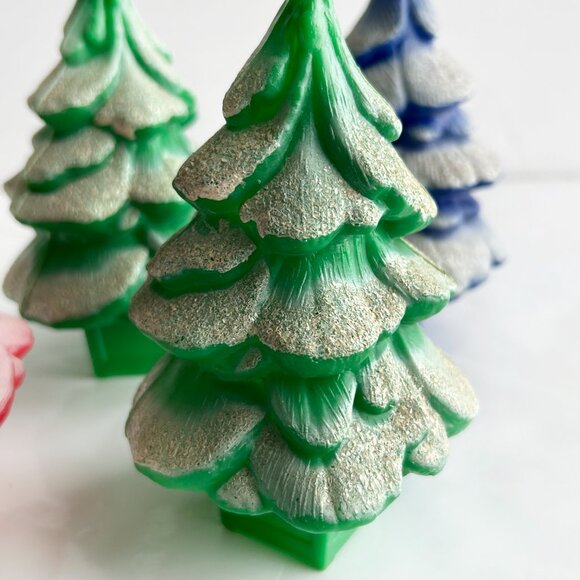 Vintage 5" Plastic Blow Mold Christmas Trees - Picture 9 of 9